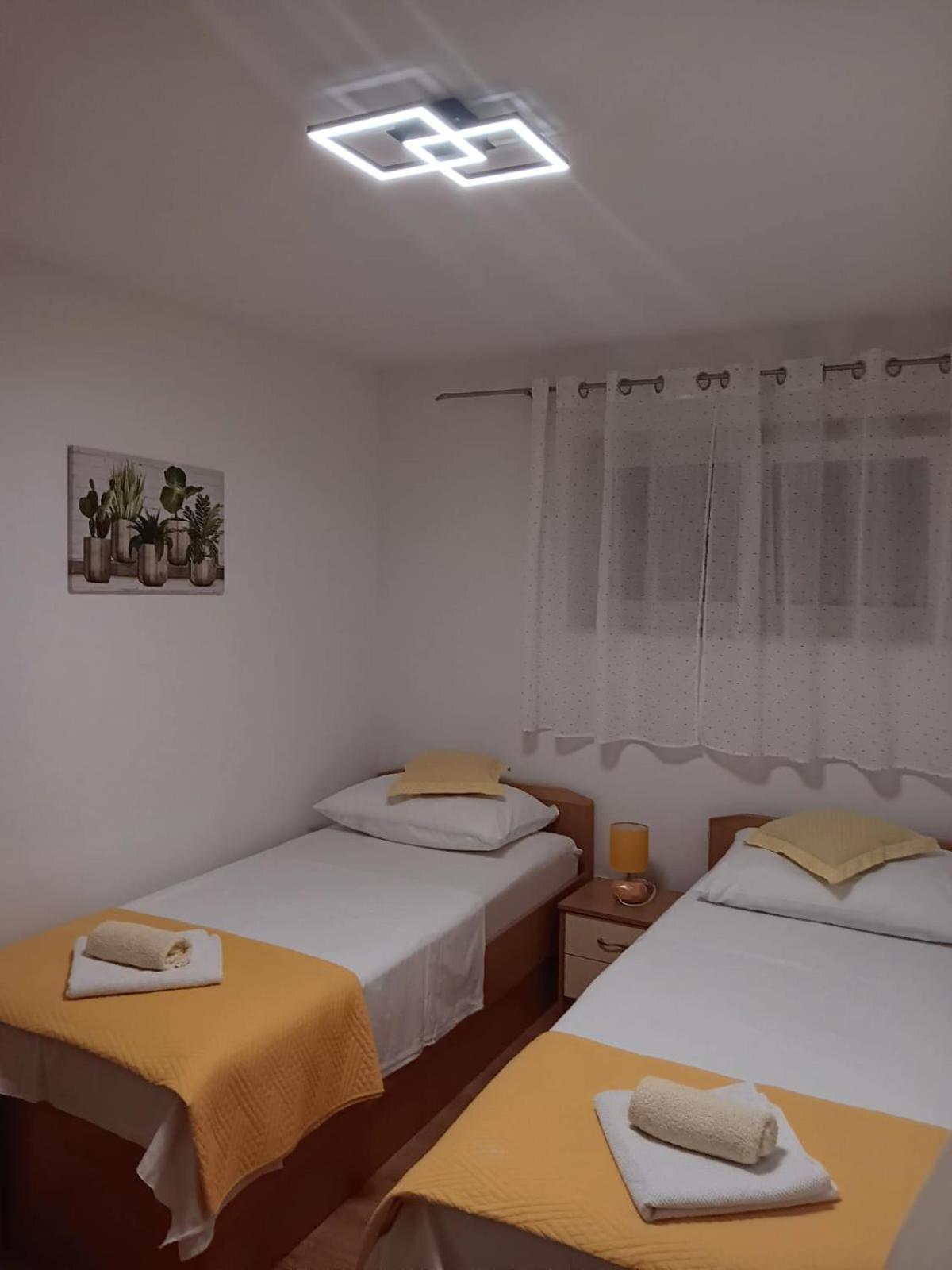 Apartment Radalj Kastela Luaran gambar