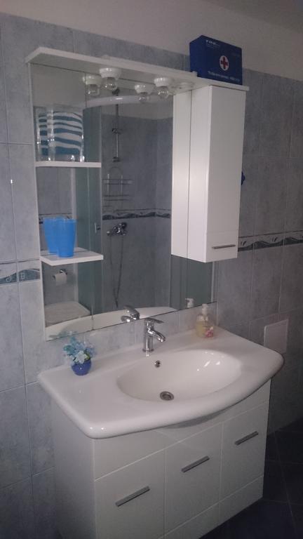 Apartment Radalj Kastela Bilik gambar